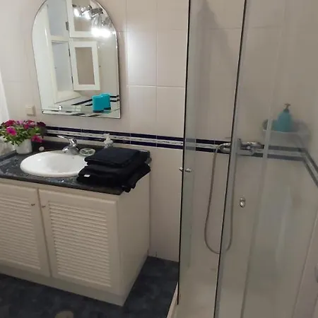 Paraiso Resiliente Farma Santana (Madeira)