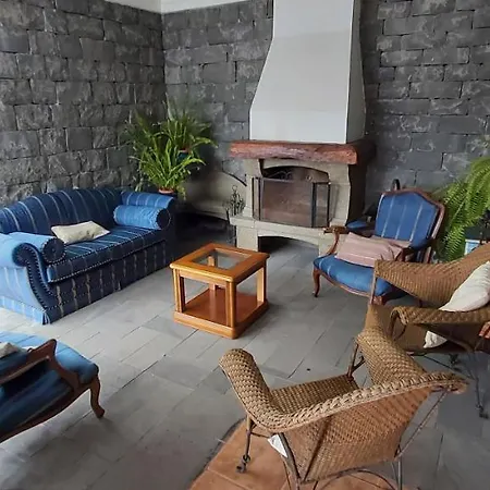 Paraiso Resiliente Κατάλυμα σε φάρμα Santana (Madeira)