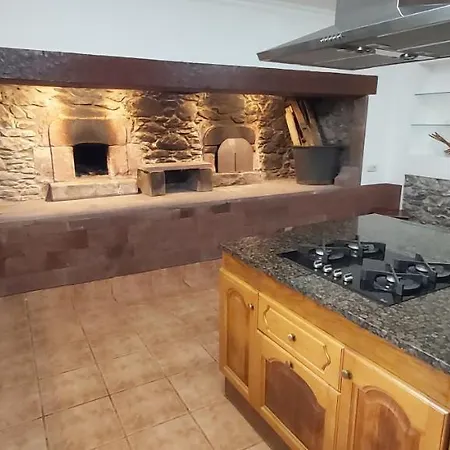 Paraiso Resiliente Santana (Madeira)